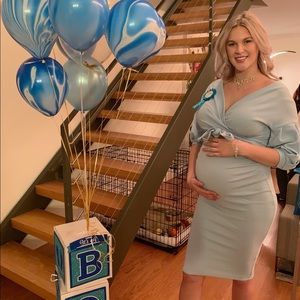 boohoo red maternity dress